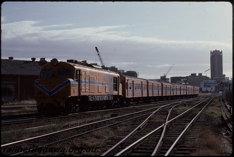 T07991
XB Class 1024 