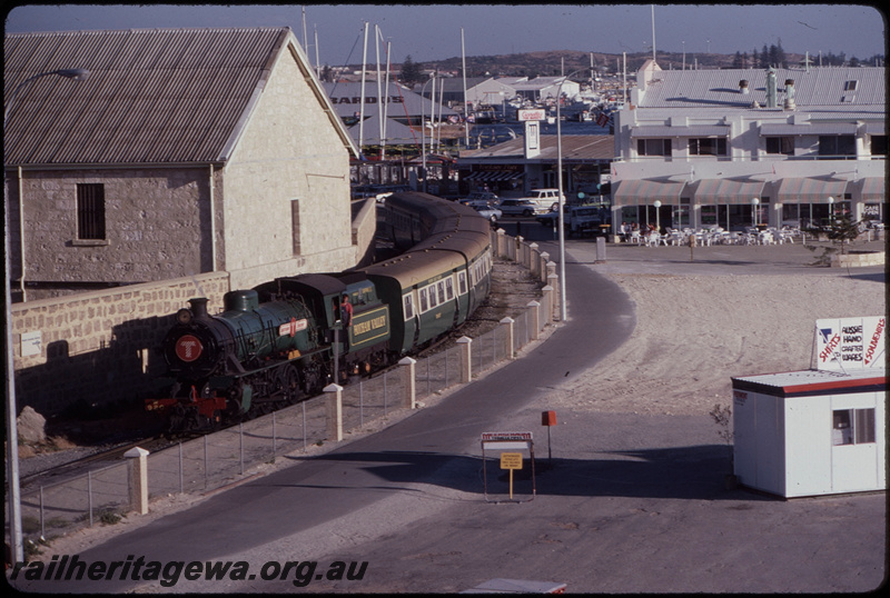 T08419
W Class 920 
