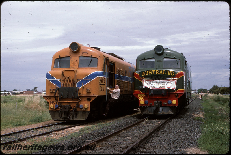 T08582
XA Class 1402 