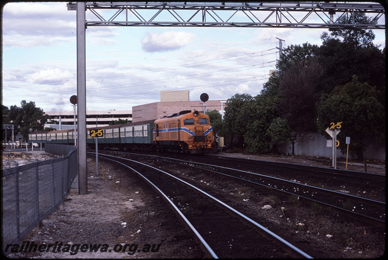 T08630
XA Class 1402 
